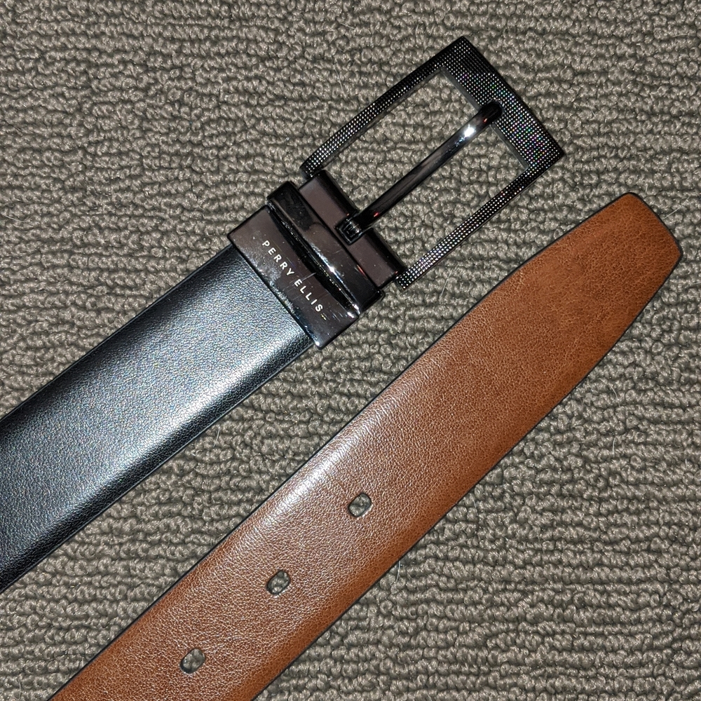 NWOT Perry Ellis Reversible Belt